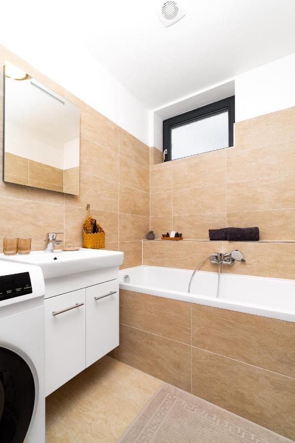Apartman 1006 Celadnaアパートメント エクステリア 写真